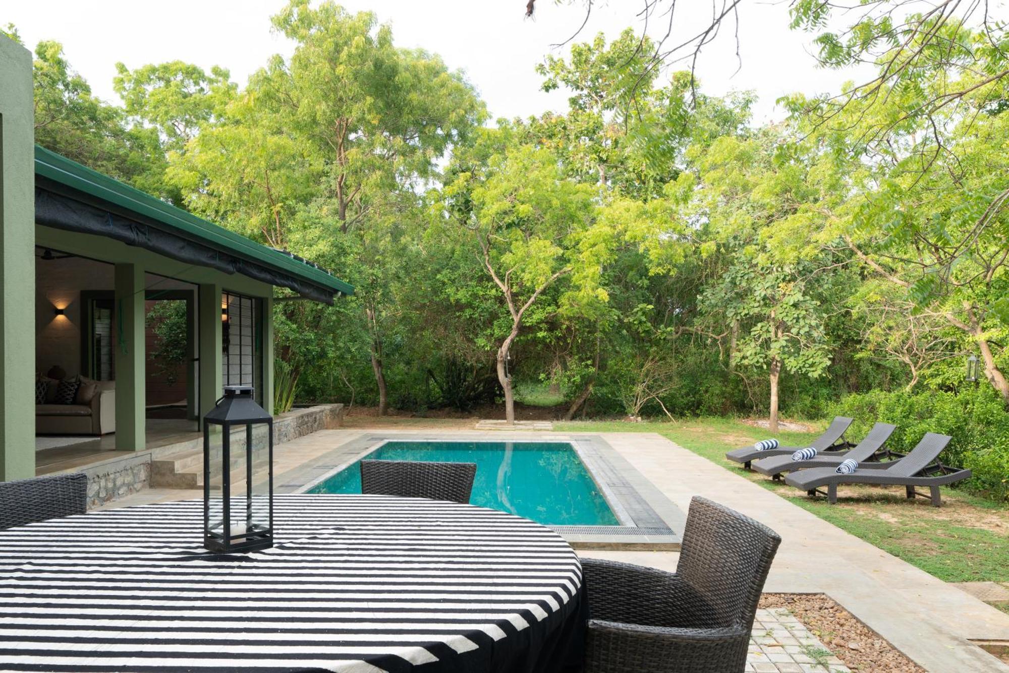 Villa Neem Tree House Kirinda  Exterior foto